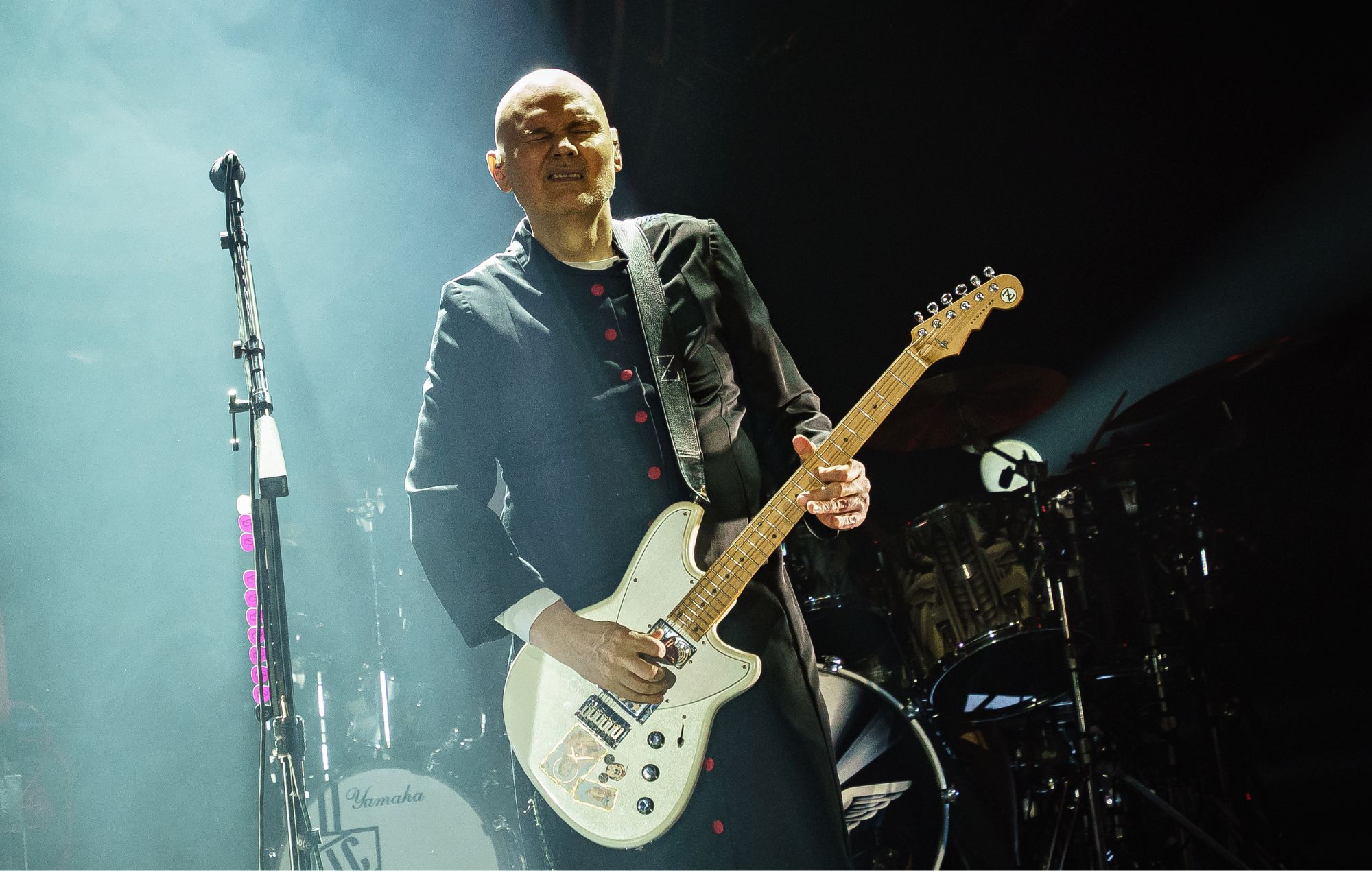 Watch Smashing Pumpkins reunite with Melissa Auf der Maur and bring out ‘The Brady Bunch’s Barry Williams at Lollapalooza pre-show