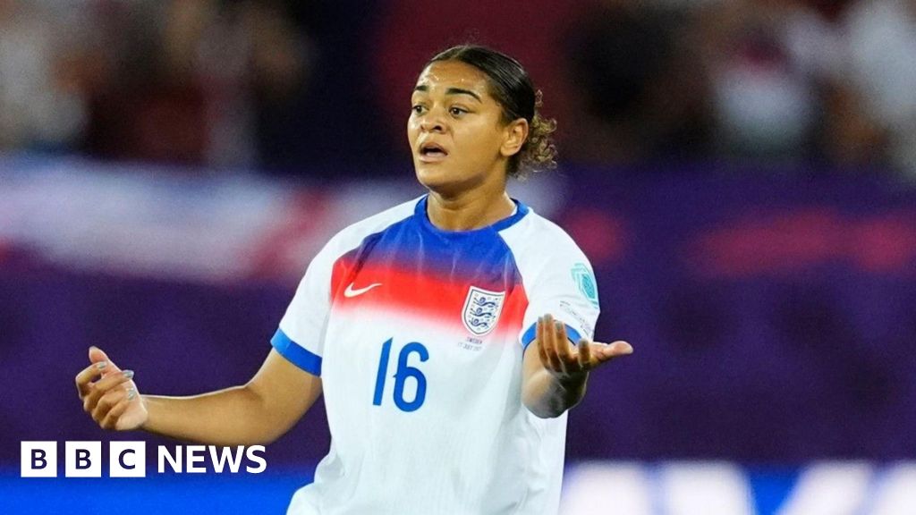 Man who racially abused Jess Carter  sentenced