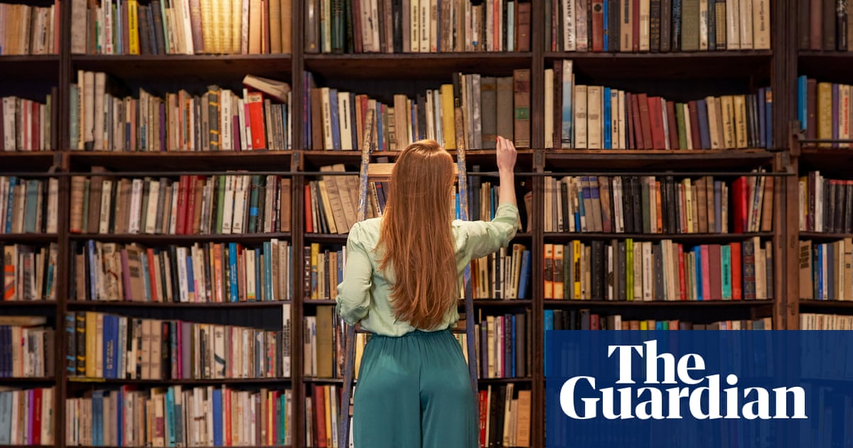 Reading and writing can lower dementia risk by almost 40%, study finds