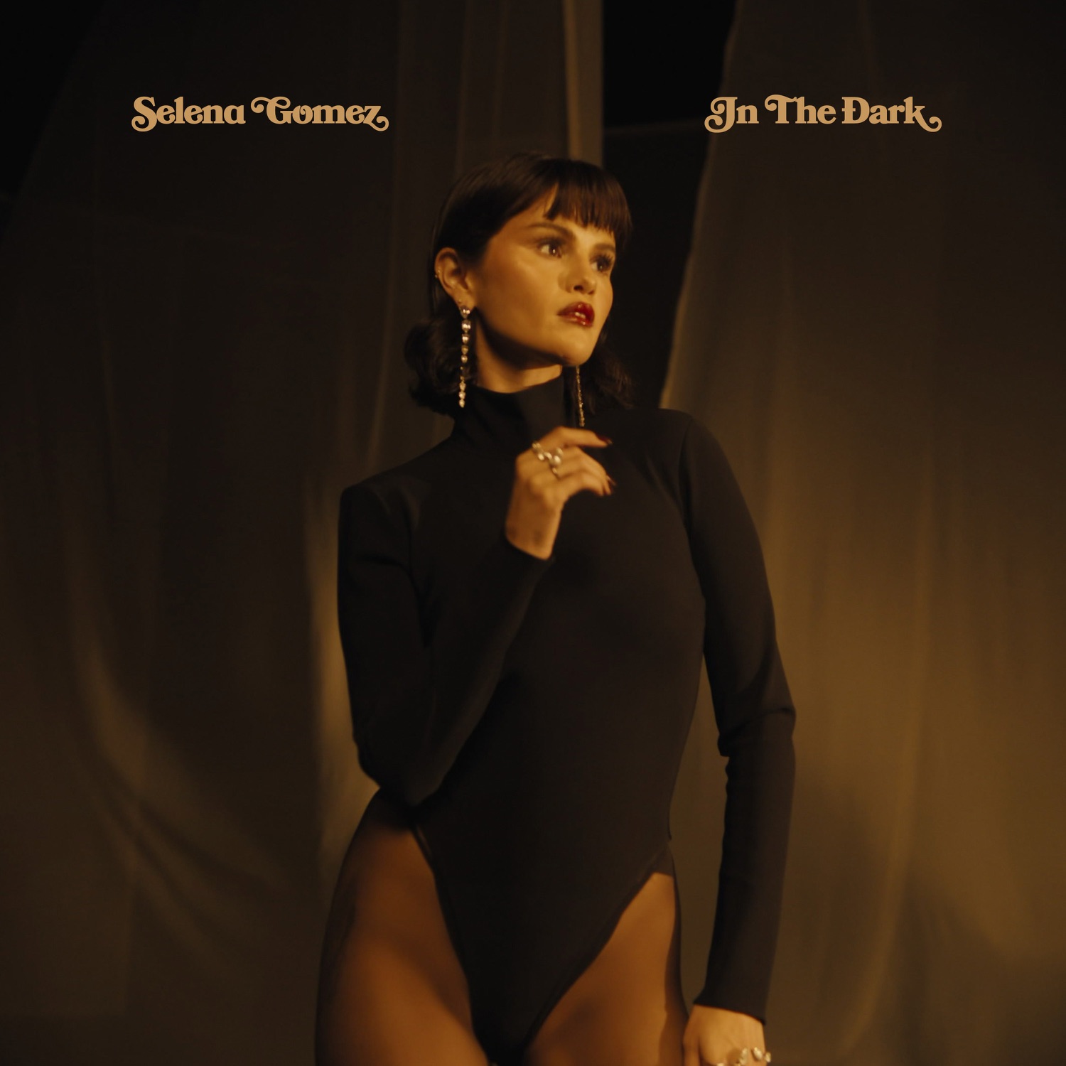 In The Dark (From the Netflix Series "Nobody Wants This" Season 2) - Single
