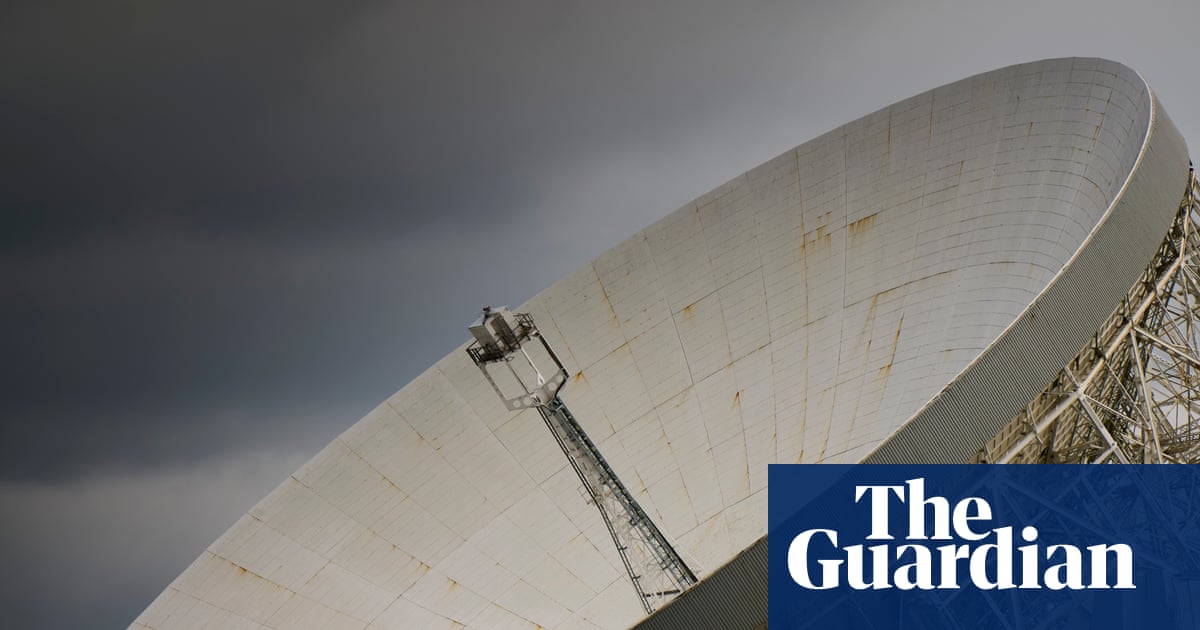Artists, writers and scientists urge UK government to save Jodrell Bank Observatory