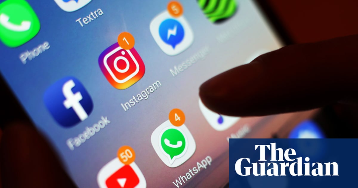 Starmer tells social media firms: ‘Things can’t go on like this’