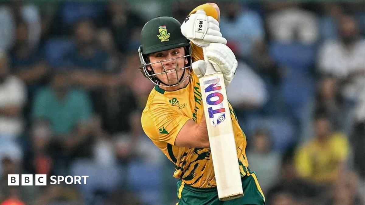 South Africa beat Zimbabwe to set up New Zealand semi-final