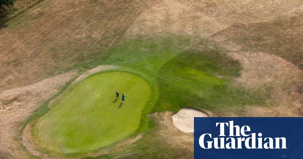 One in 12 golf clubs in England broke water extraction rules in past five years