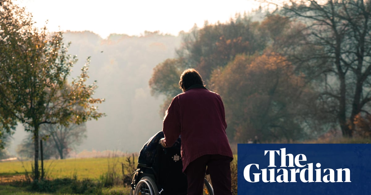 Thousands of unpaid carers to face DWP repayment demands during overhaul