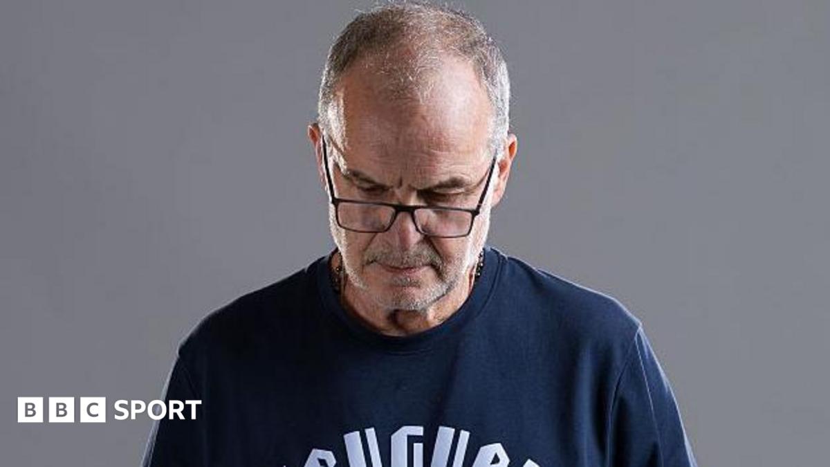 'Not a model' - Uruguay coach Bielsa refuses to engage with photoshoot