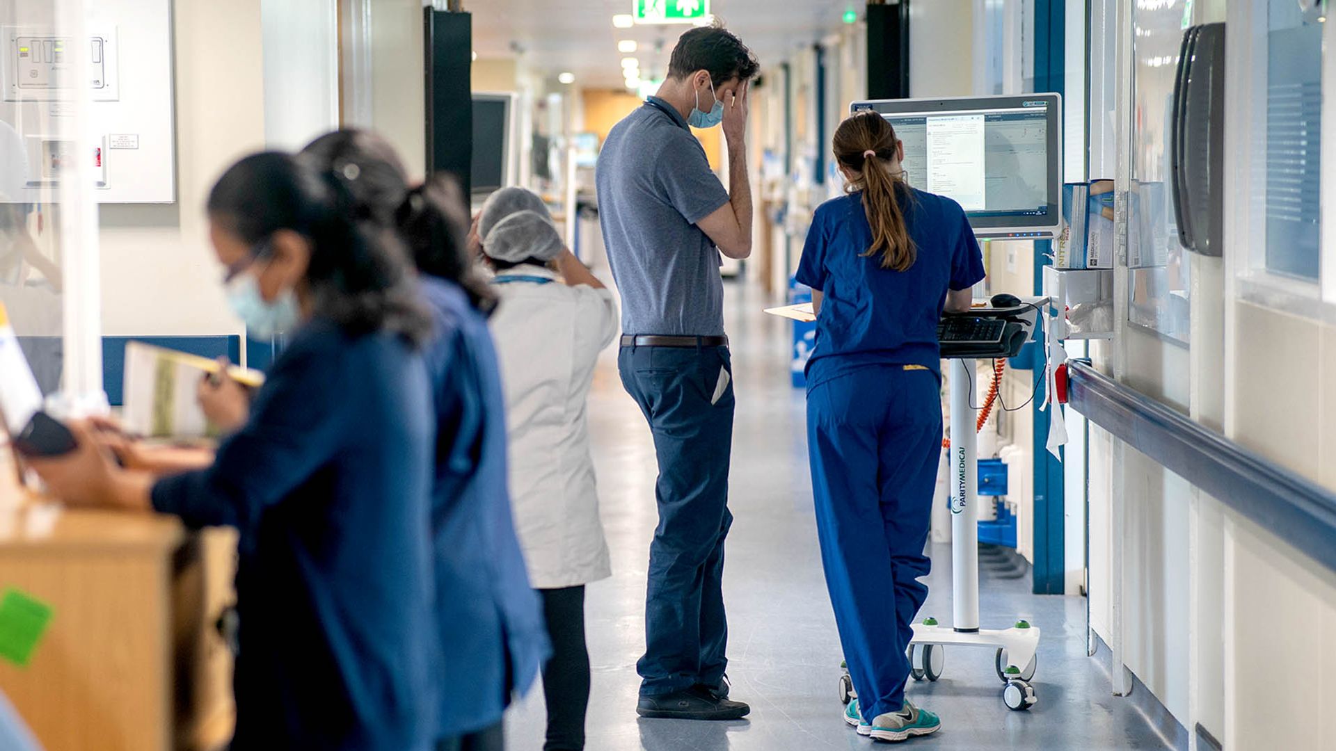Attacks on NHS staff reach three-year high in 'deeply worrying' survey