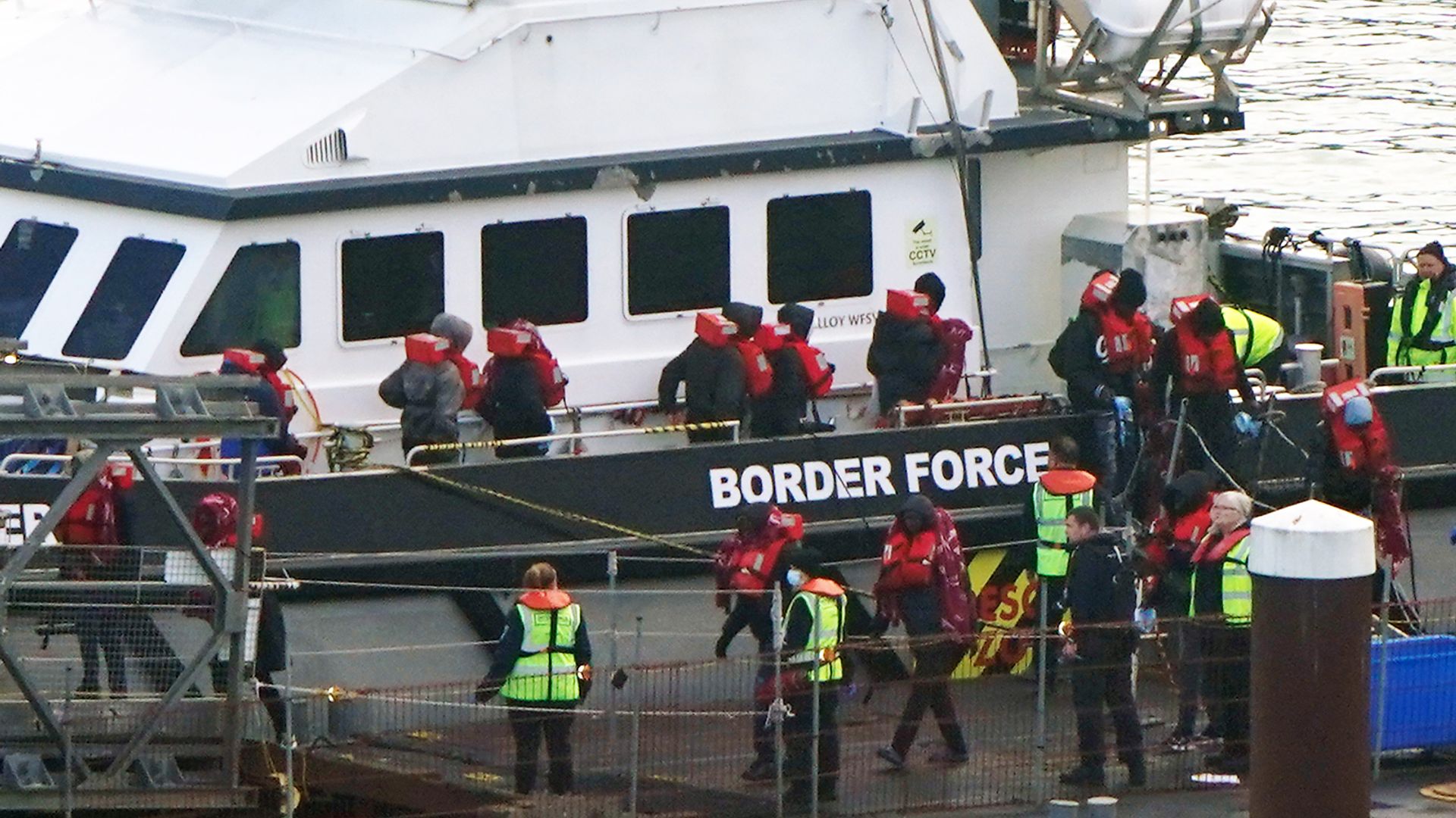 AI to be used to check age of asylum seekers posing as children