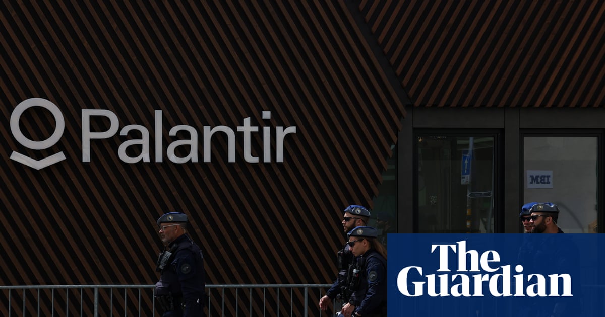 Thousands call on UK ministers to cut ties with US tech giant Palantir