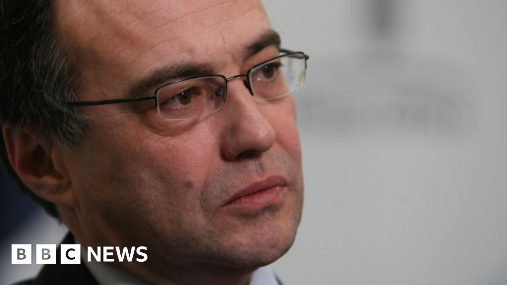 Former Labour minister dies after cancer diagnosis