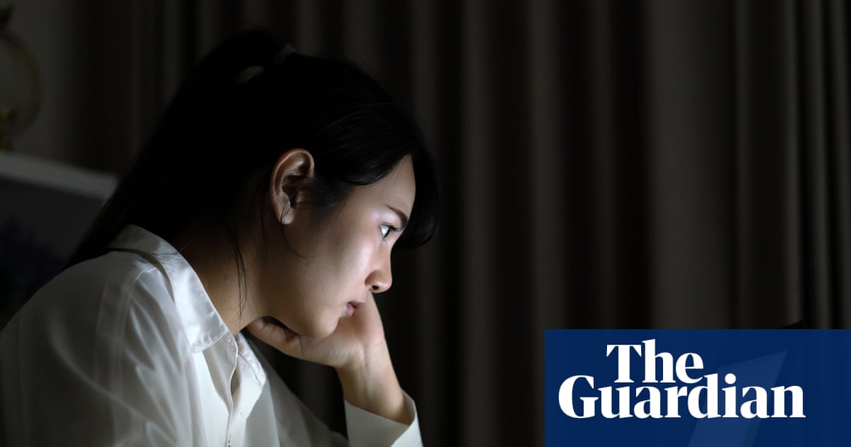 Thousands sign petition against cuts to tech support for disabled students in England