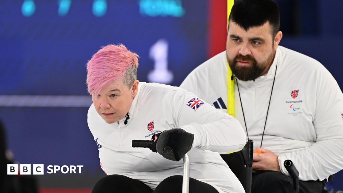 'Devastated' curlers miss out on semi-finals on tough day for GB