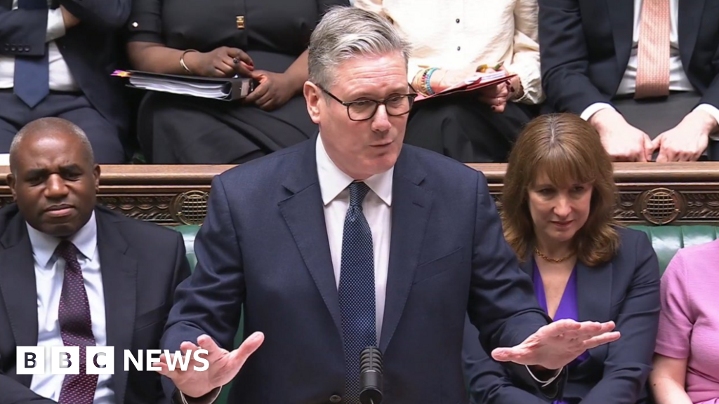 Starmer promises to look at making student loans 'fairer'