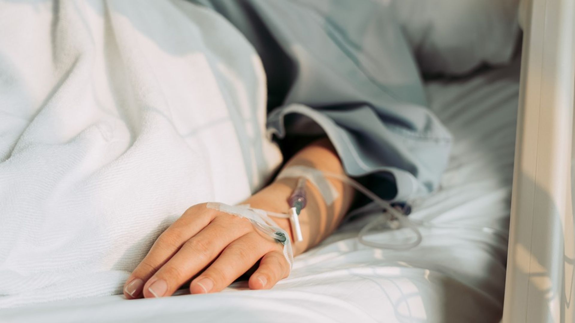 Warning of 'extremely dangerous' cancer care delays