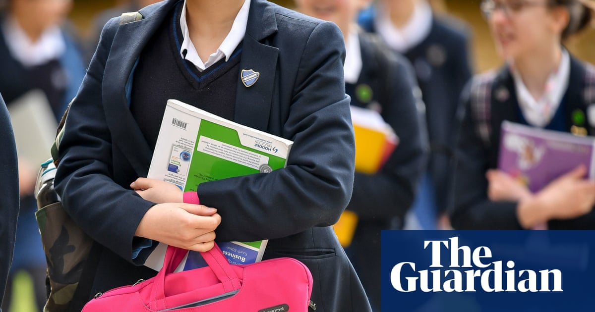 Pilot scheme in England to convert empty classrooms into community hubs