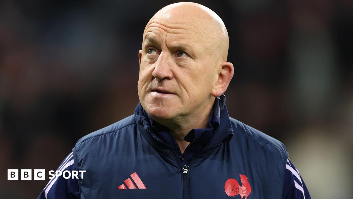 Defence coach Edwards negotiating France exit