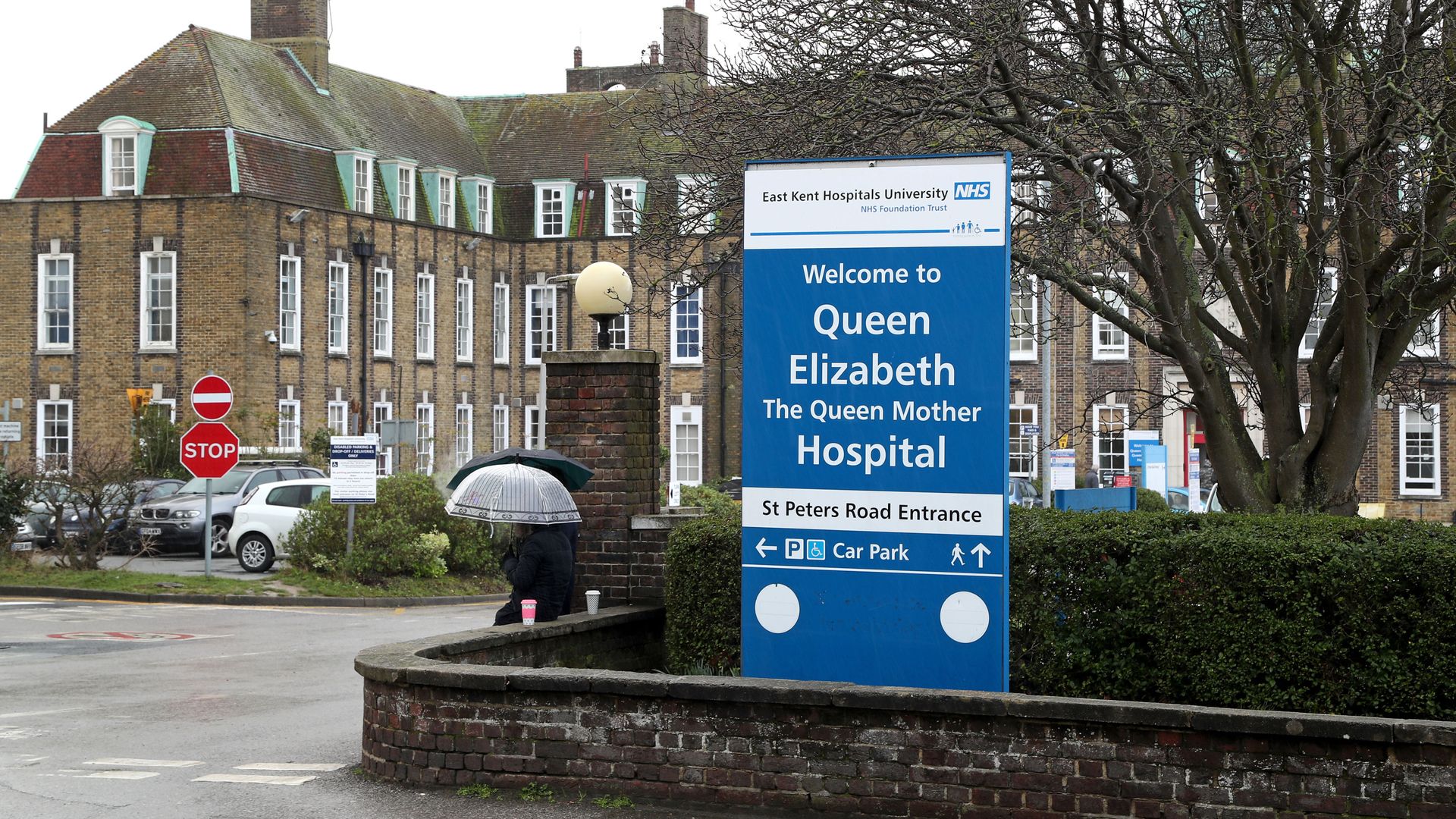 Hospital 'missed earlier opportunity' to raise alarm about meningitis