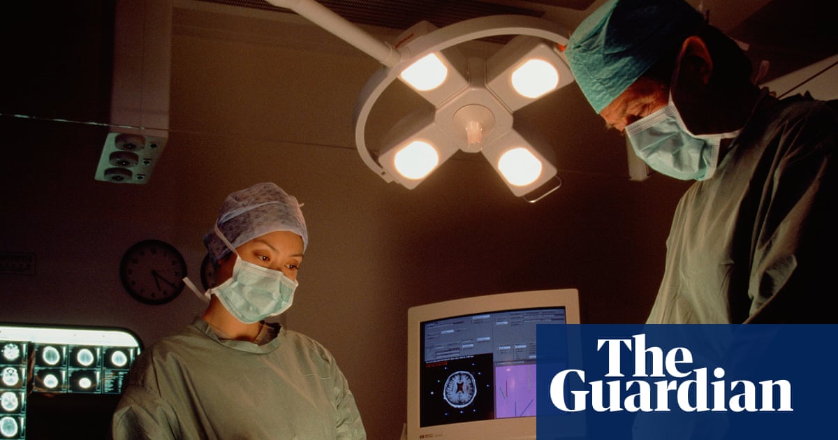 One in 10 operations in England cancelled with less than 24 hours’ notice