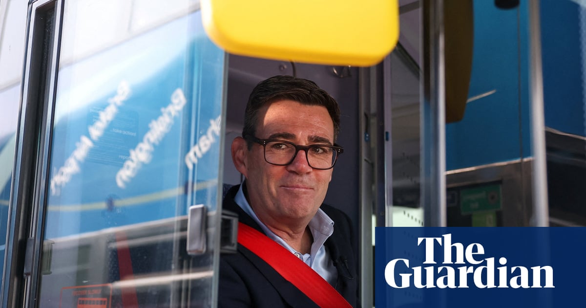 Burnham announces £2 bus fare cap across England from January