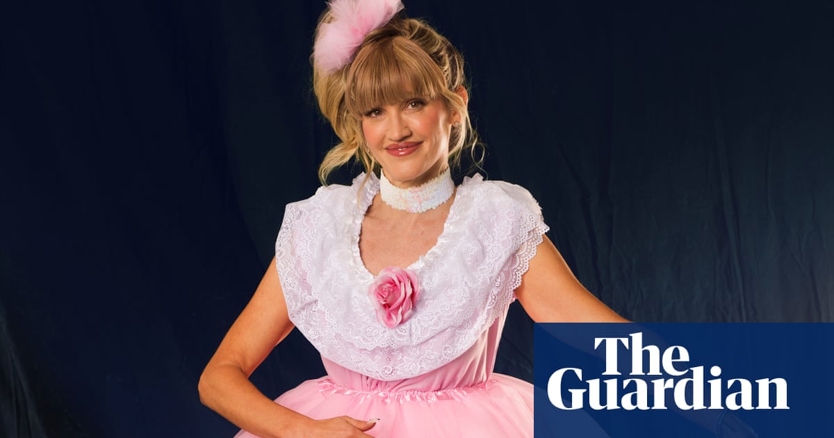 Pussycat dolls star Ashley Roberts looks back: ‘We had to be resilient – if your toe breaks, you still do the show’