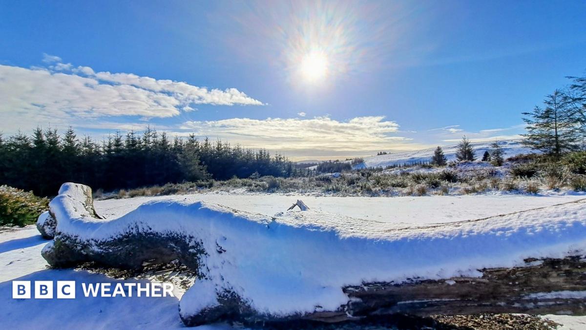 UK basks in sunshine ahead of snow and ice weather warnings