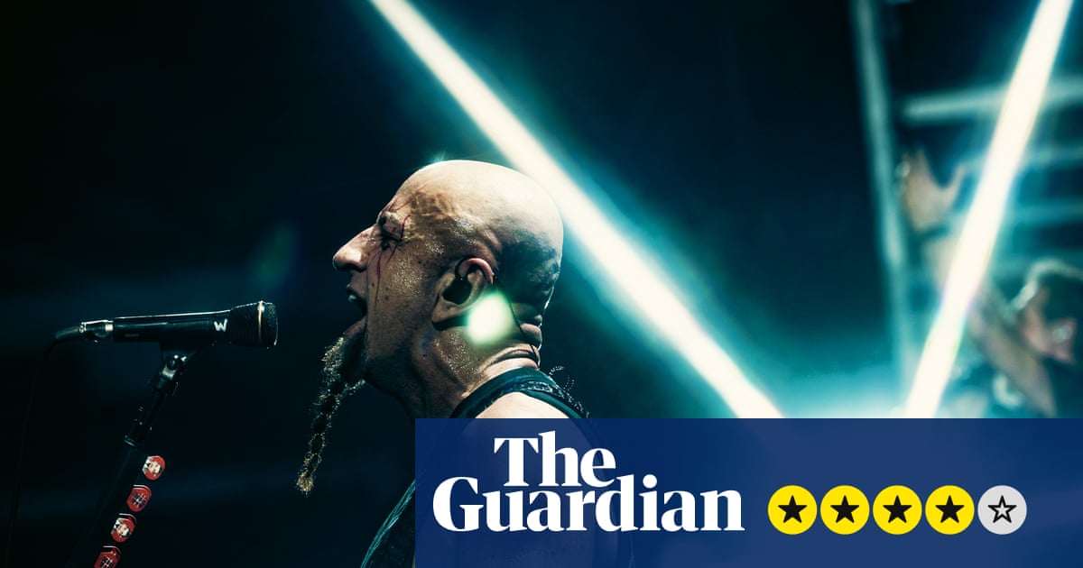 System of a Down review – perverted pop and anti-war anger mixed into a metal melee