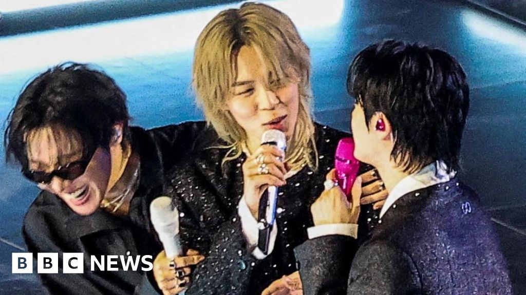 BTS make live return in front of huge crowd
