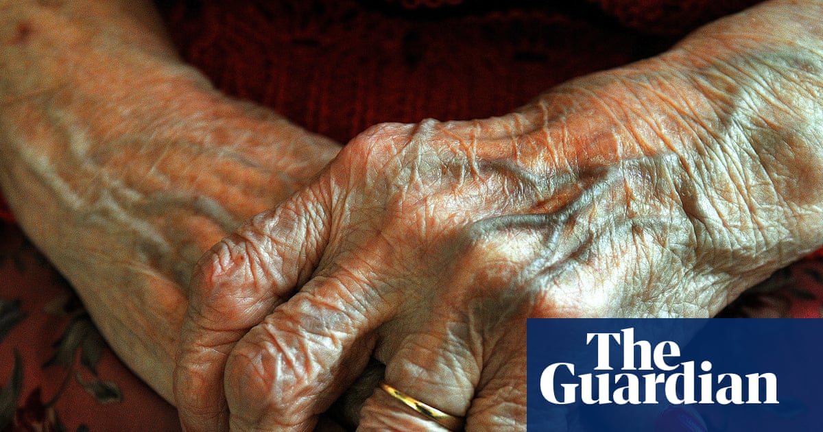 England’s north-south life expectancy gap grows despite record longevity