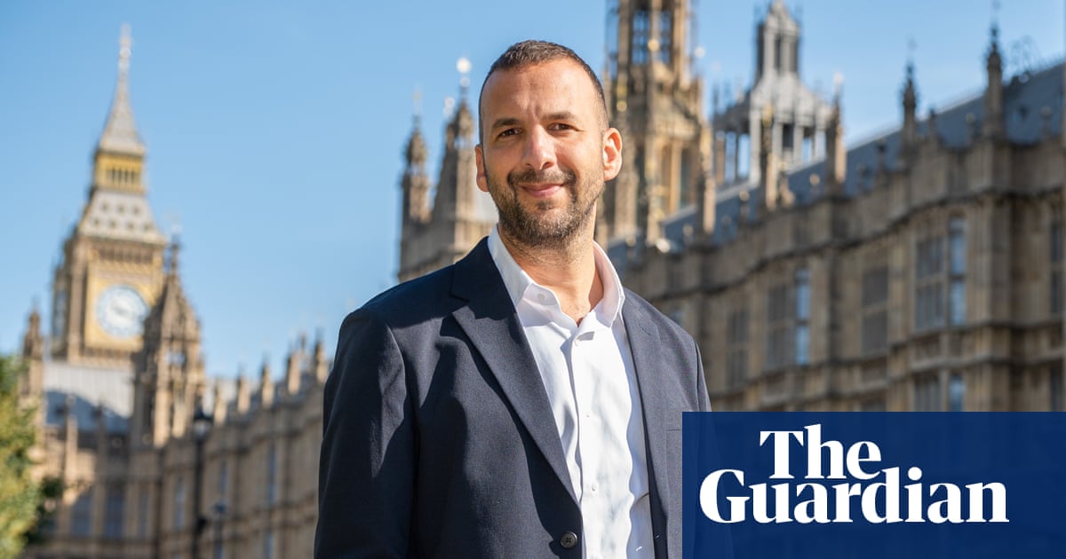 Zack Polanski announces plans to fight byelection in Keir Starmer’s old seat