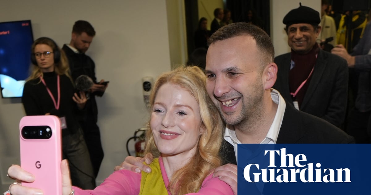 Green party wins Gorton and Denton byelection, pushing Labour to third place