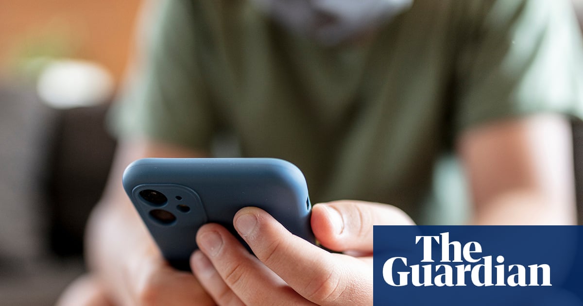 UK to force Apple and Google to block explicit images on children’s smartphones