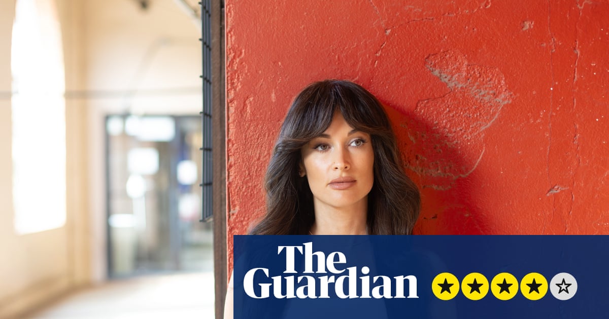 Kacey Musgraves: Middle of Nowhere review – weary, rootsy and wry, it’s her richest album since Golden Hour