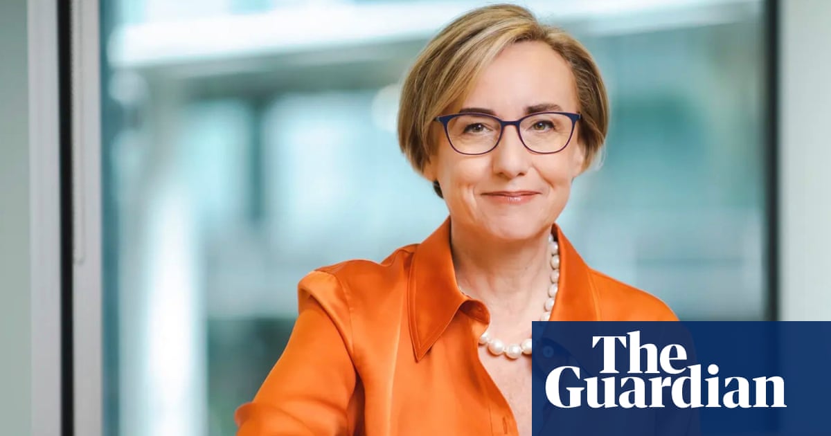 Progress on gender equality at top of UK’s biggest firms ‘achingly slow’