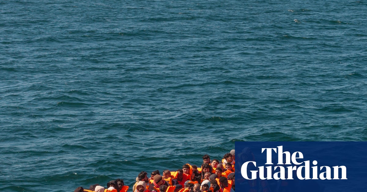 More than 16,000 refugees unable to reunite with families in UK, says Refugee Council