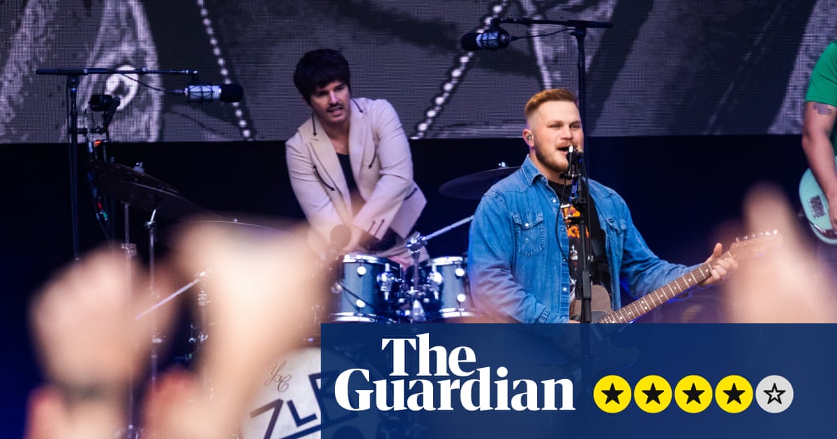 Zach Bryan review – colossal US country star converts the UK to his inclusive take on the rodeo