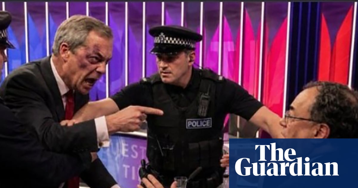 Bank of England warns of AI scams as deepfakes of Farage-Bailey fight spread