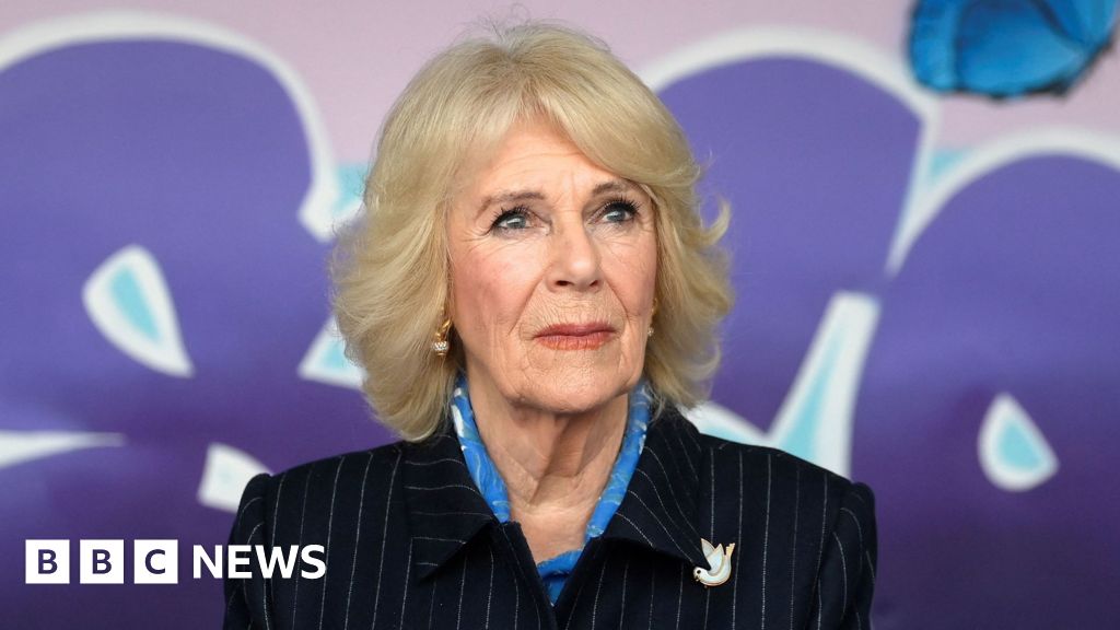 Queen's letter of support left Pelicot 'overwhelmed'  