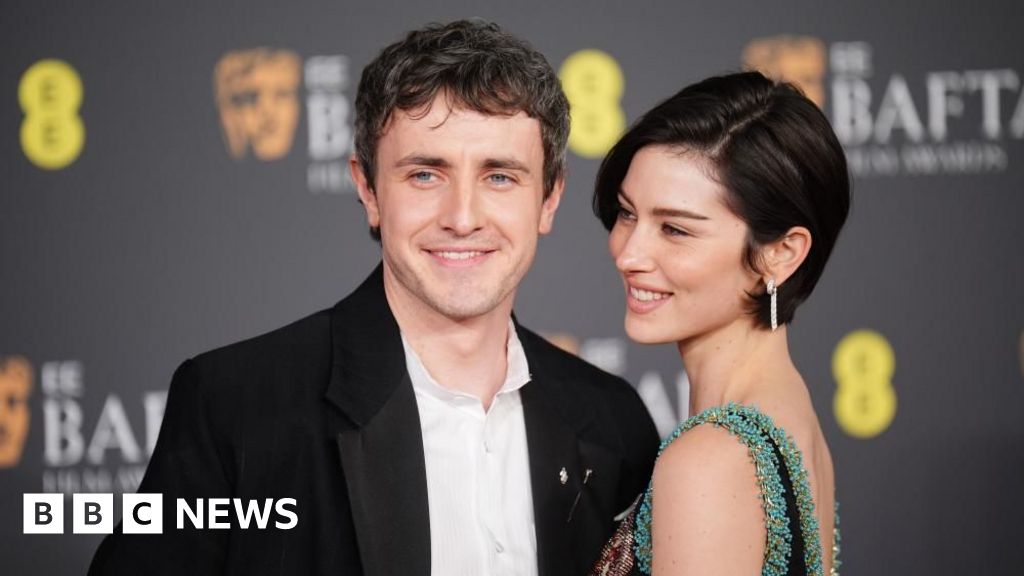 Mescal and Abrams go red carpet official, William's 'I'm not calm' comment and other key Bafta moments