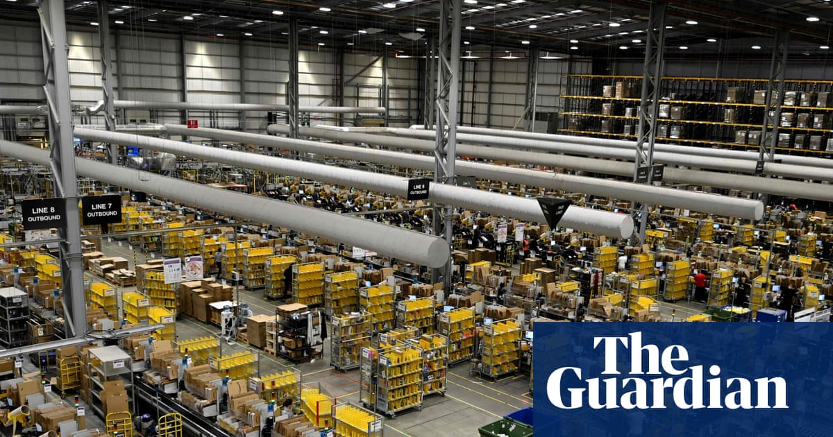 Amazon’s main UK arm handed £7.6m tax credit as profits soar to £355m