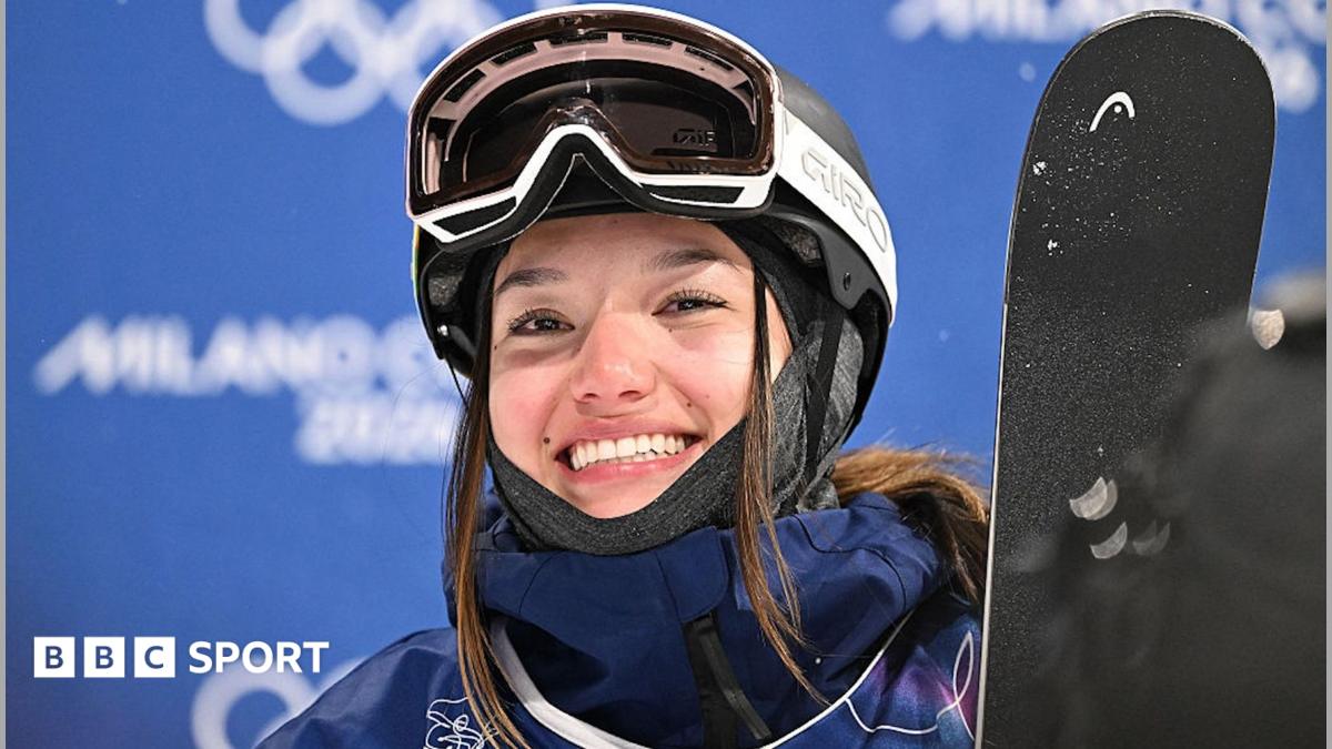 GB's Atkin qualifies top for halfpipe final