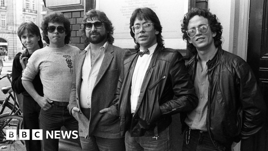 Claim Toto wrote Africa in UK burger bar 'comical'