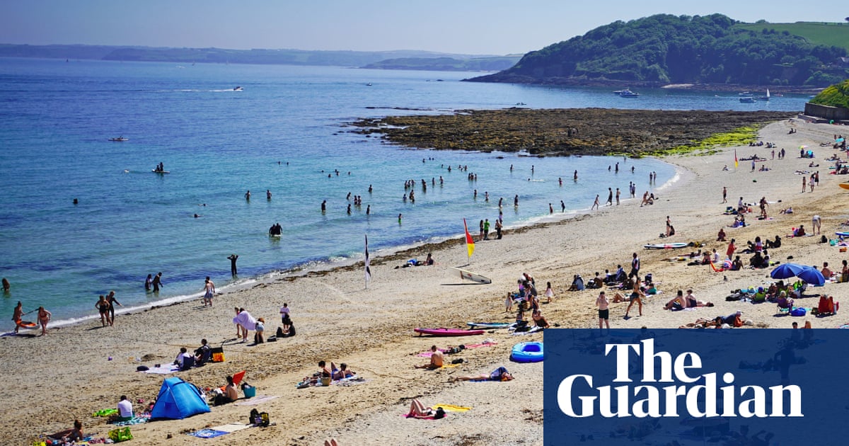 More Britons opt to holiday in UK this summer amid uncertainty over flights