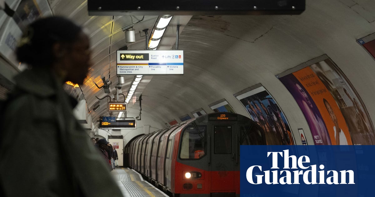 London Underground users should know about toxic dust risk, whistleblower says