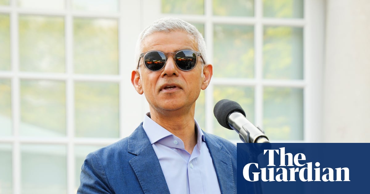 Sadiq Khan backs calls for maximum workplace temperature in UK