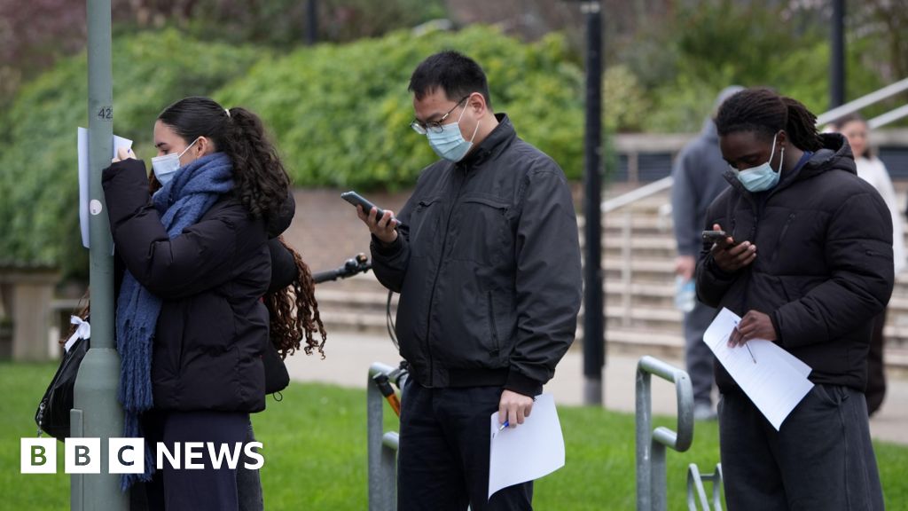 'Explosive' meningitis outbreak is unprecedented, officials say