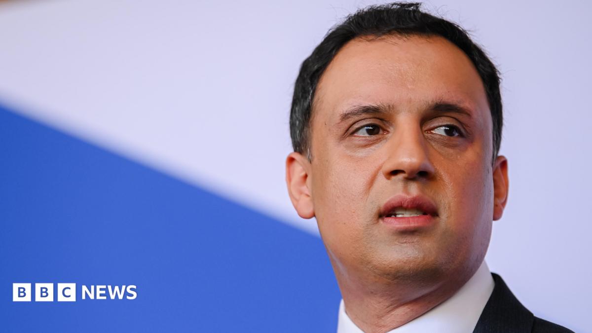 Scottish Labour at a crossroads again as Sarwar jumps ship
