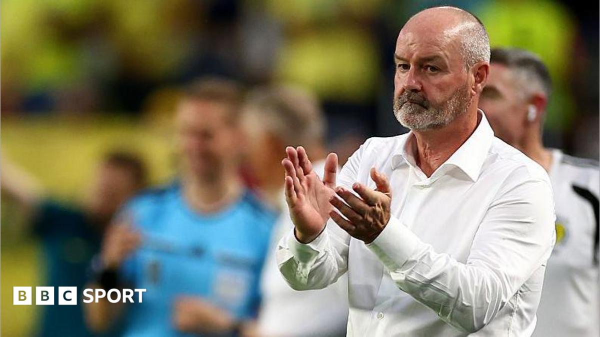 Clarke says standing down 'easy' decision after World Cup exit