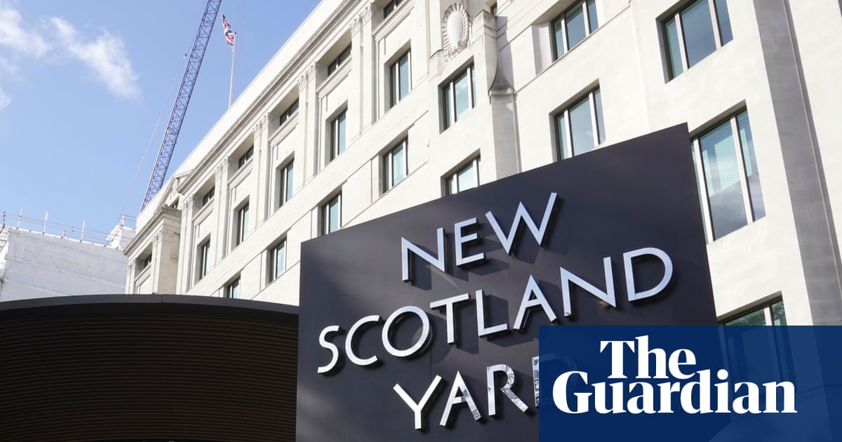 Met gets extension to Palantir AI project after Sadiq Khan blocked deal