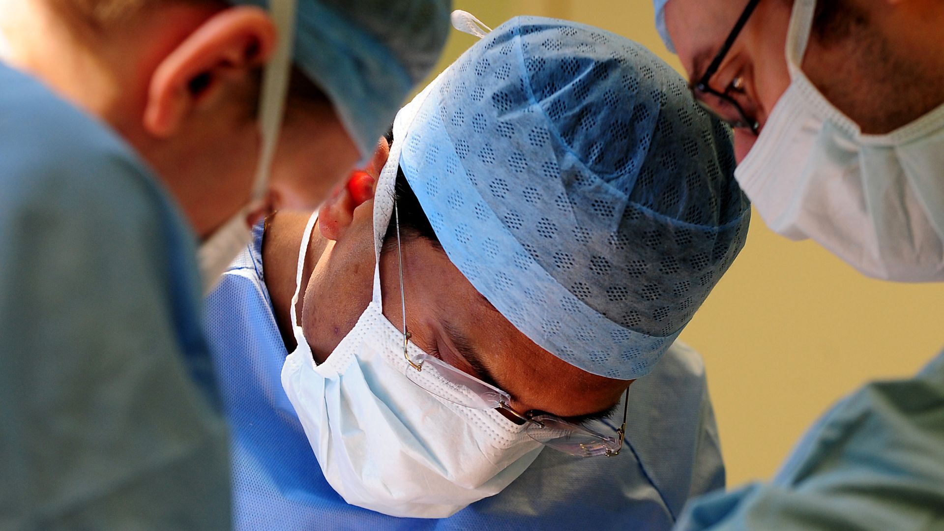 Alternative bone cement sourced to avoid delays to patients' surgeries