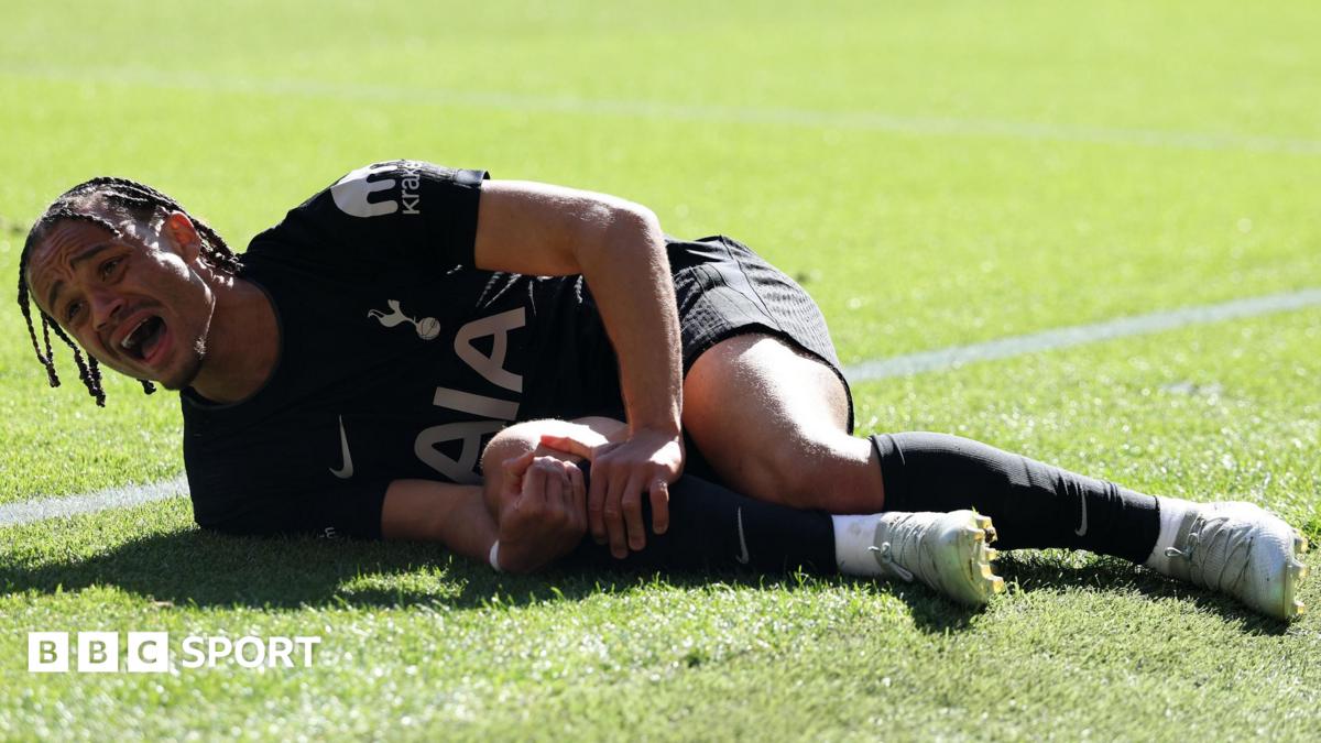 Tottenham's Simons to miss rest of season and World Cup